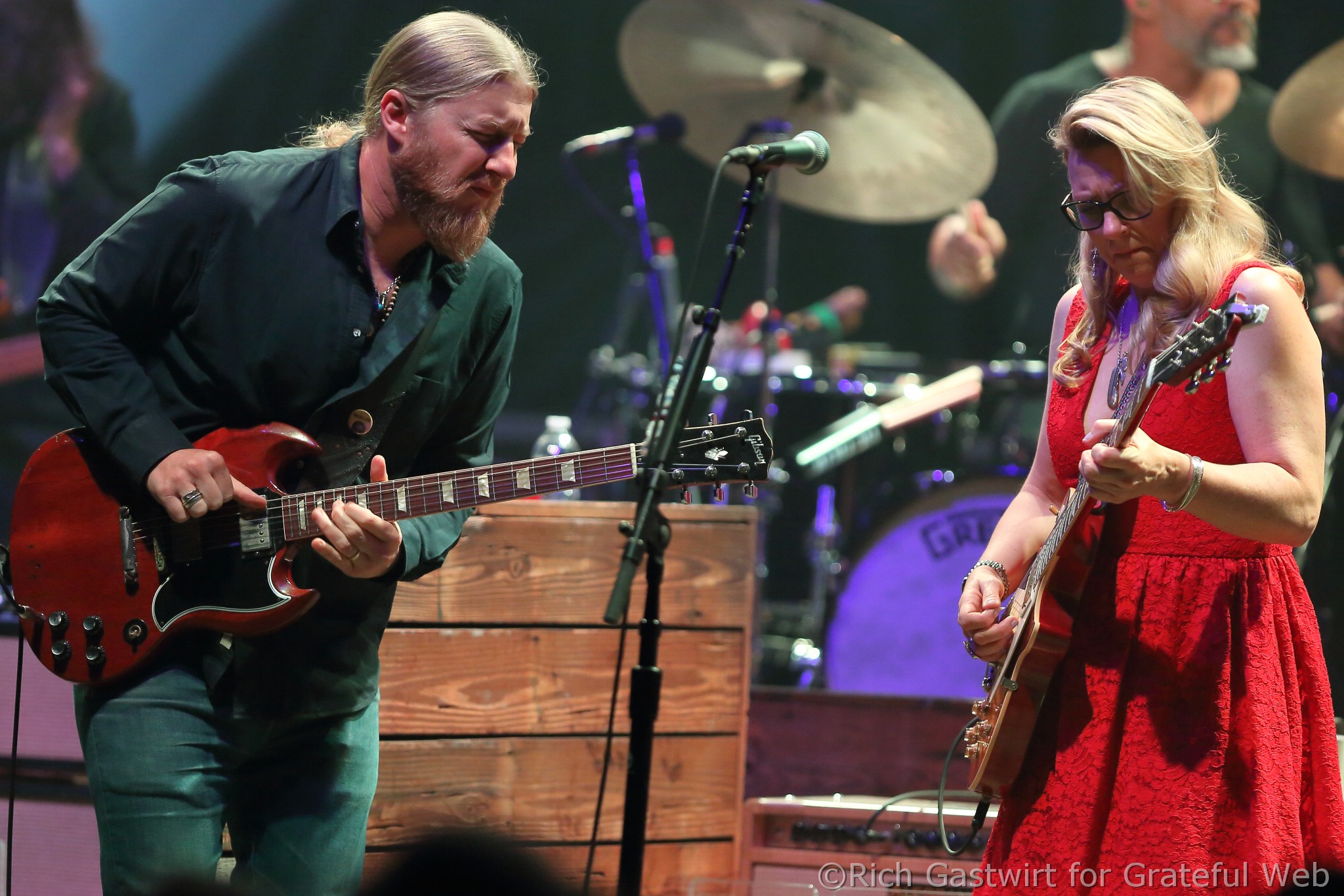 TEDESCHI TRUCKS BAND Announces Opening Acts for Six Night Beacon