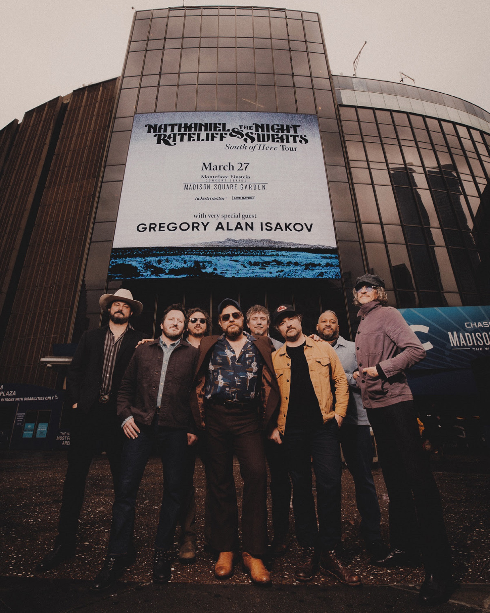 Nathaniel Rateliff & The Night Sweats unveil new single “Get Used To The Night” from forthcoming LP South Of Here out June 28