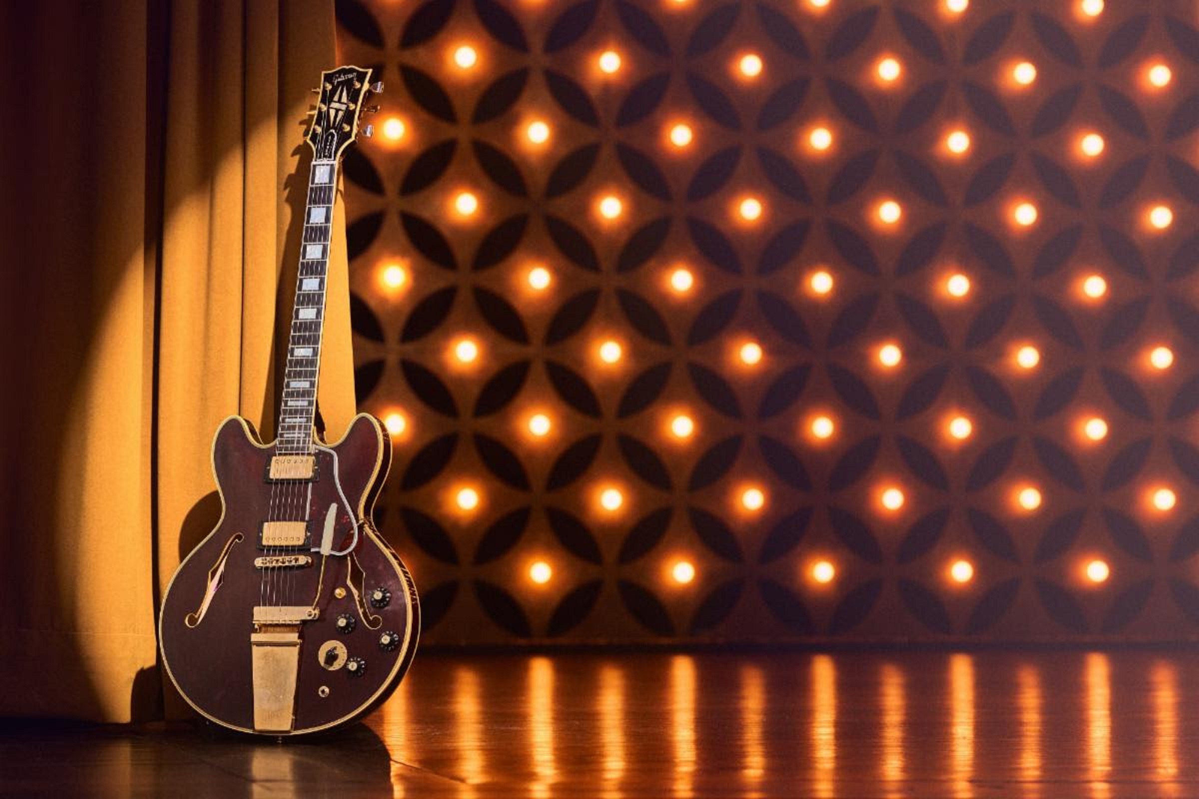 Gibson: B.B. King “Rumble in the Jungle” 1974 ES-355 Limited-Edition Guitar Available Worldwide on www.gibson.com