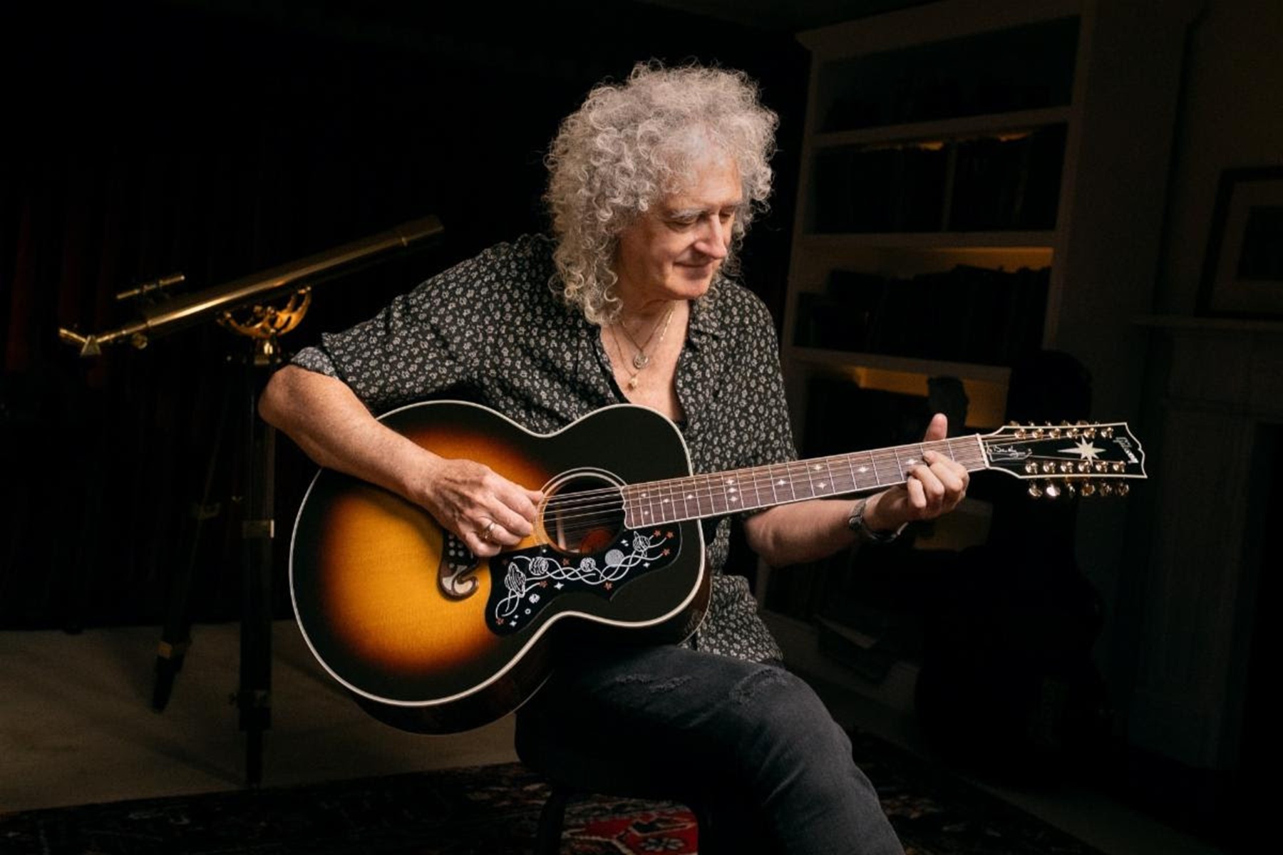 Gibson Partners with Sir Brian May, Announces Brian May SJ-200 12-String Guitar