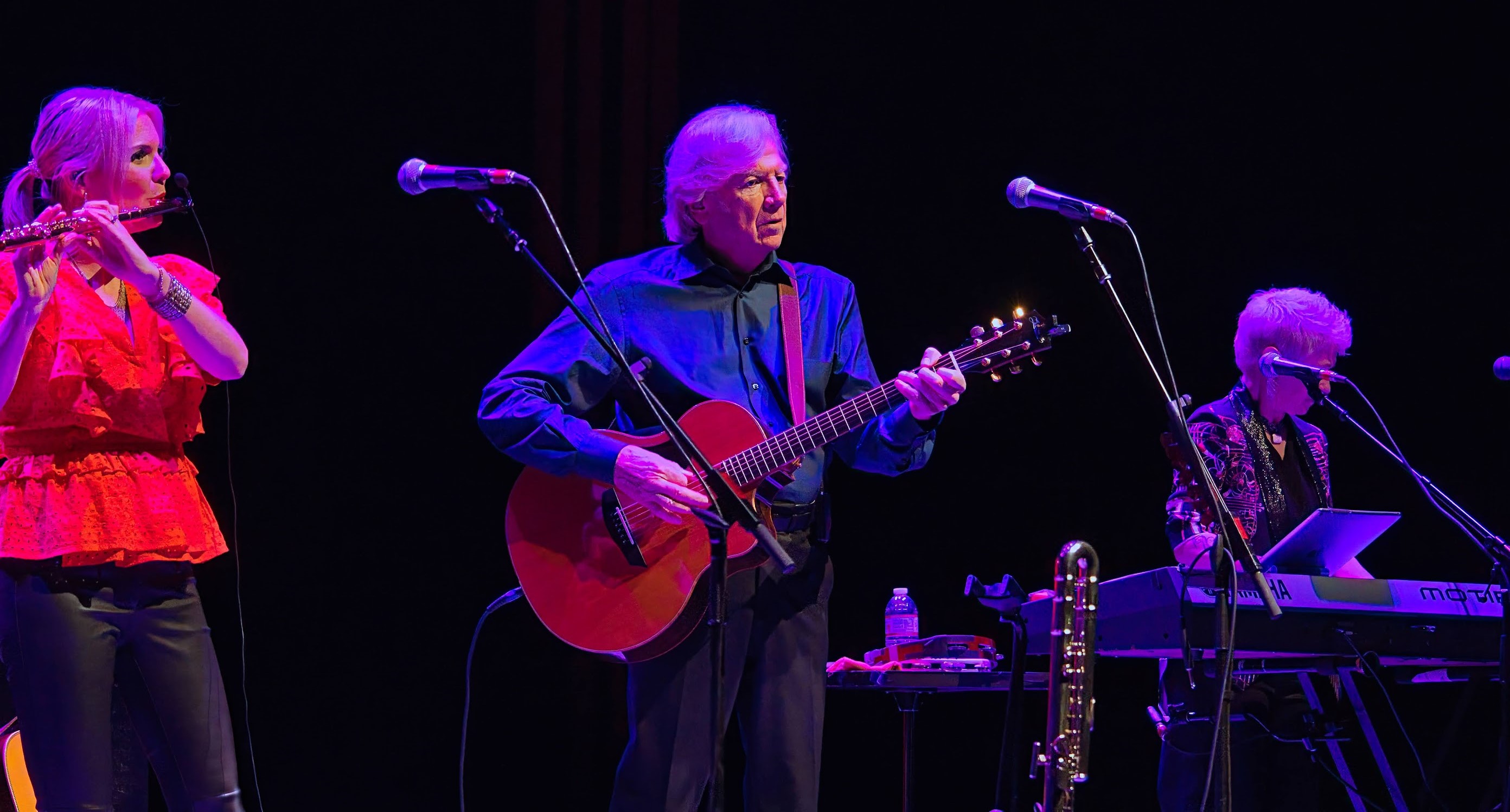 2024-07-02 Justin Hayward and Mike Dawes Mesmerize at the Lobero ...