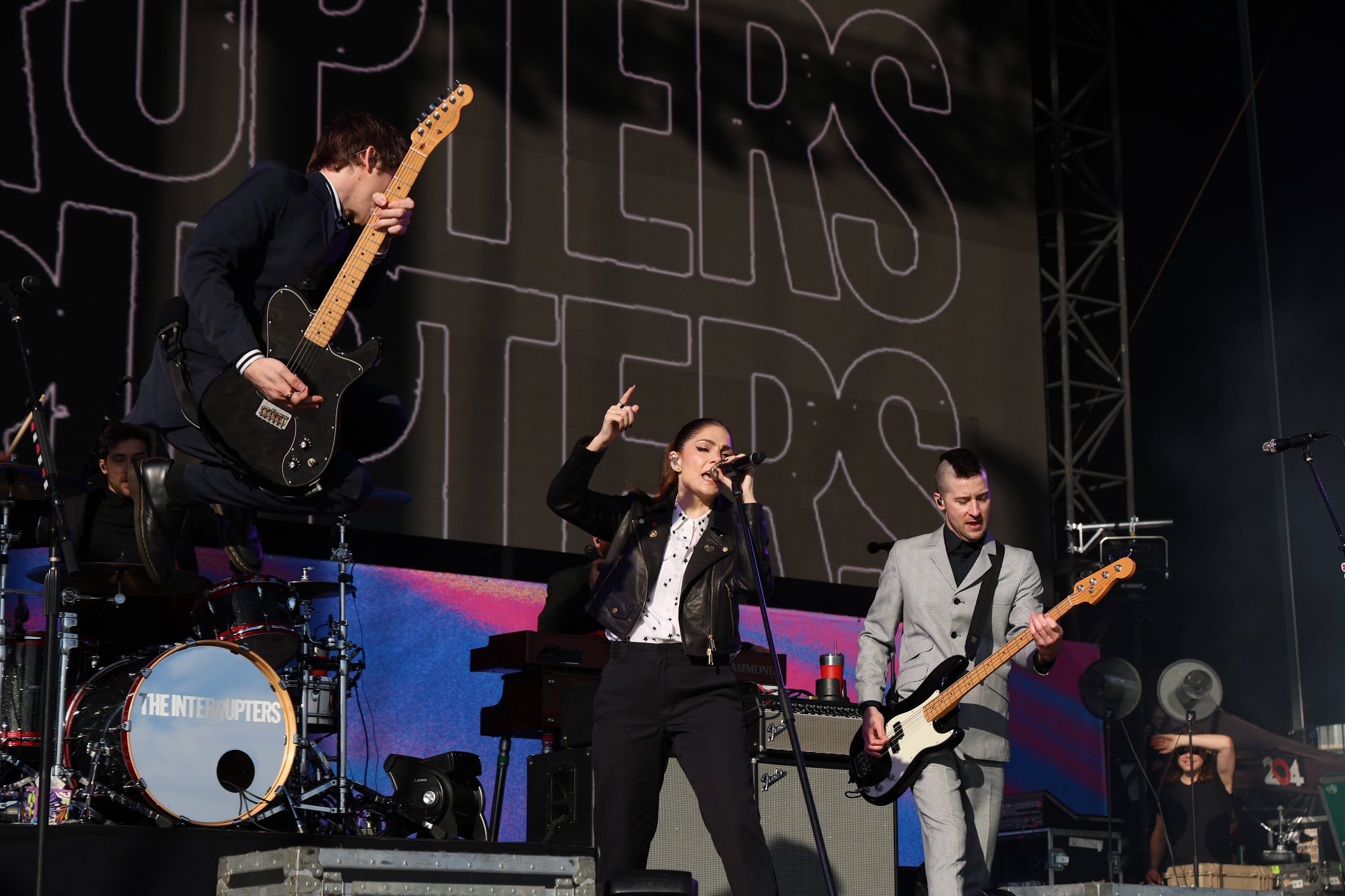 The Interrupters | Cali Vibes