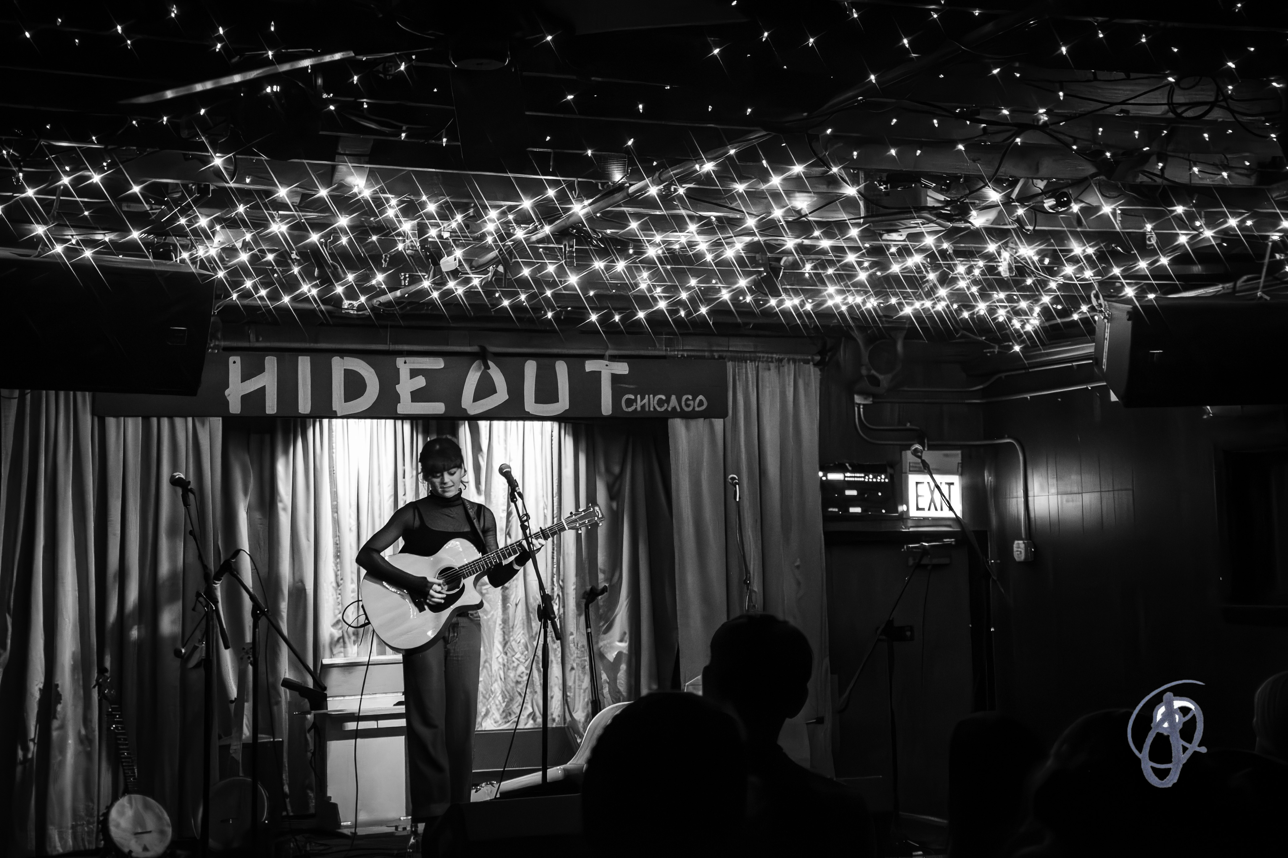 Ava Earl warming up the crowd | Hideout, Chicago | 1/14/2025