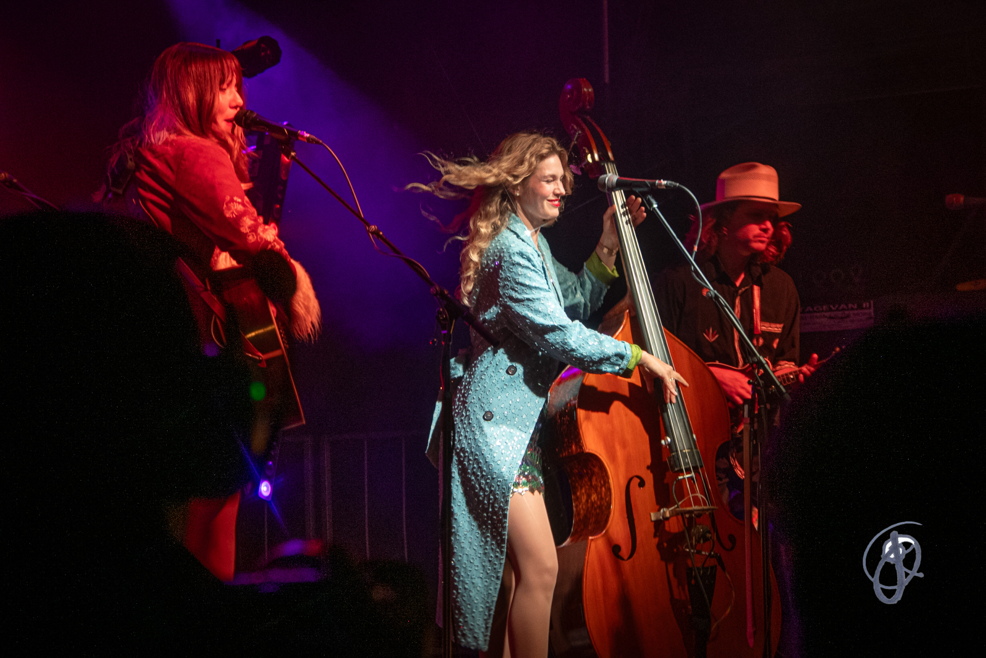 Shelby with Molly and Golden Highway - photo by June Jameson