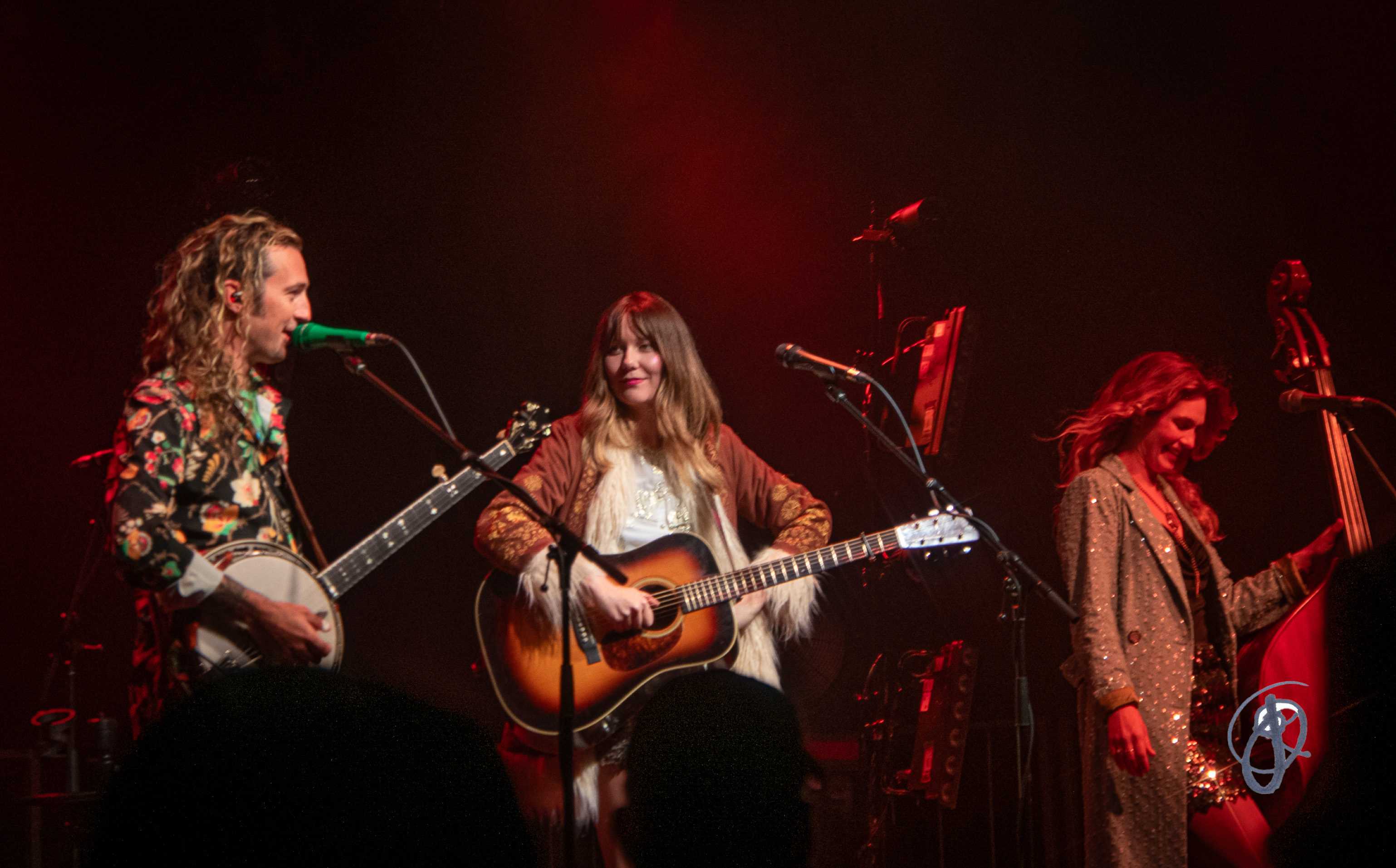 Kyle, Molly & Shelby | Golden Highway