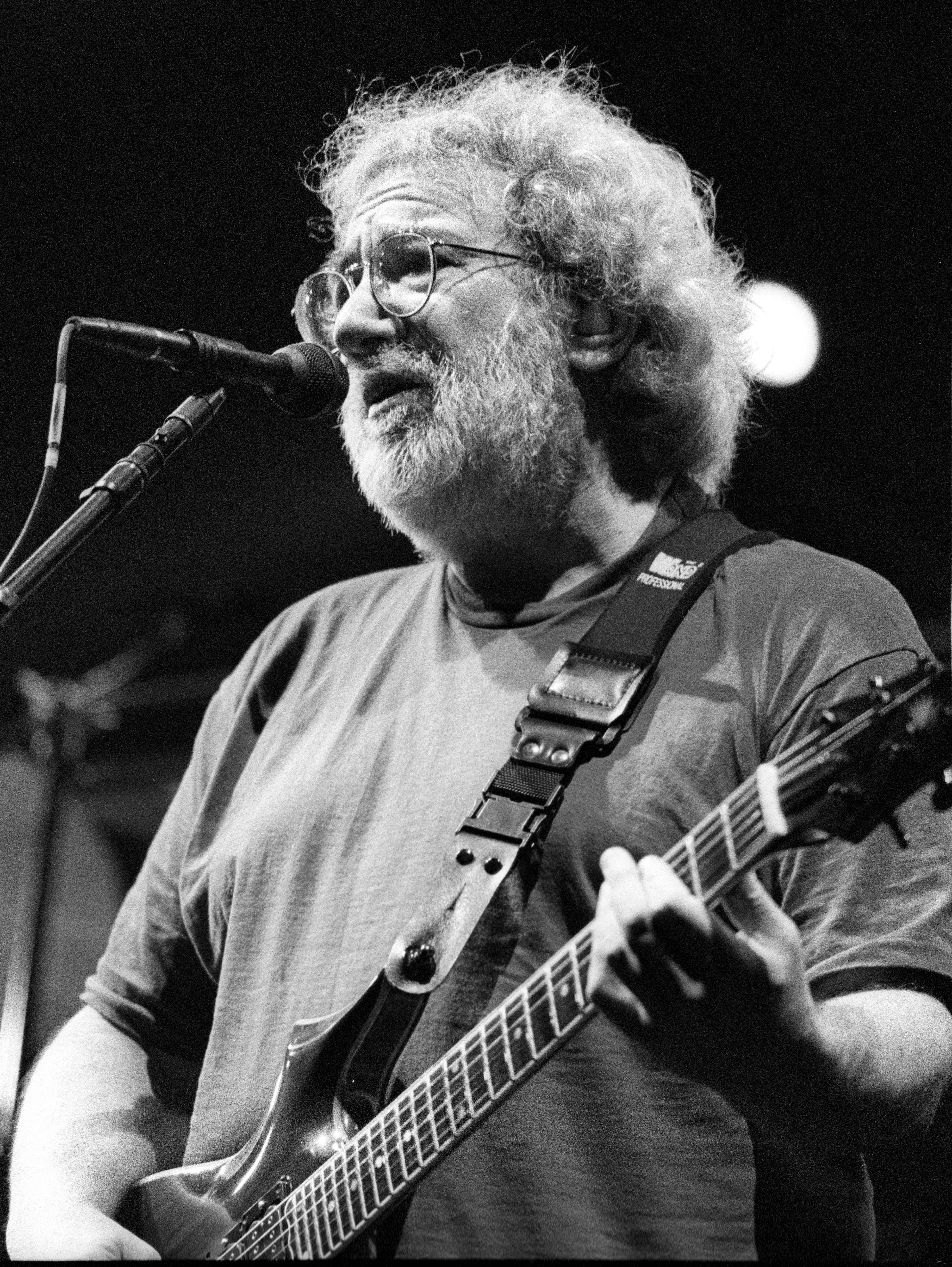 jerry garcia band my sisters and brothers