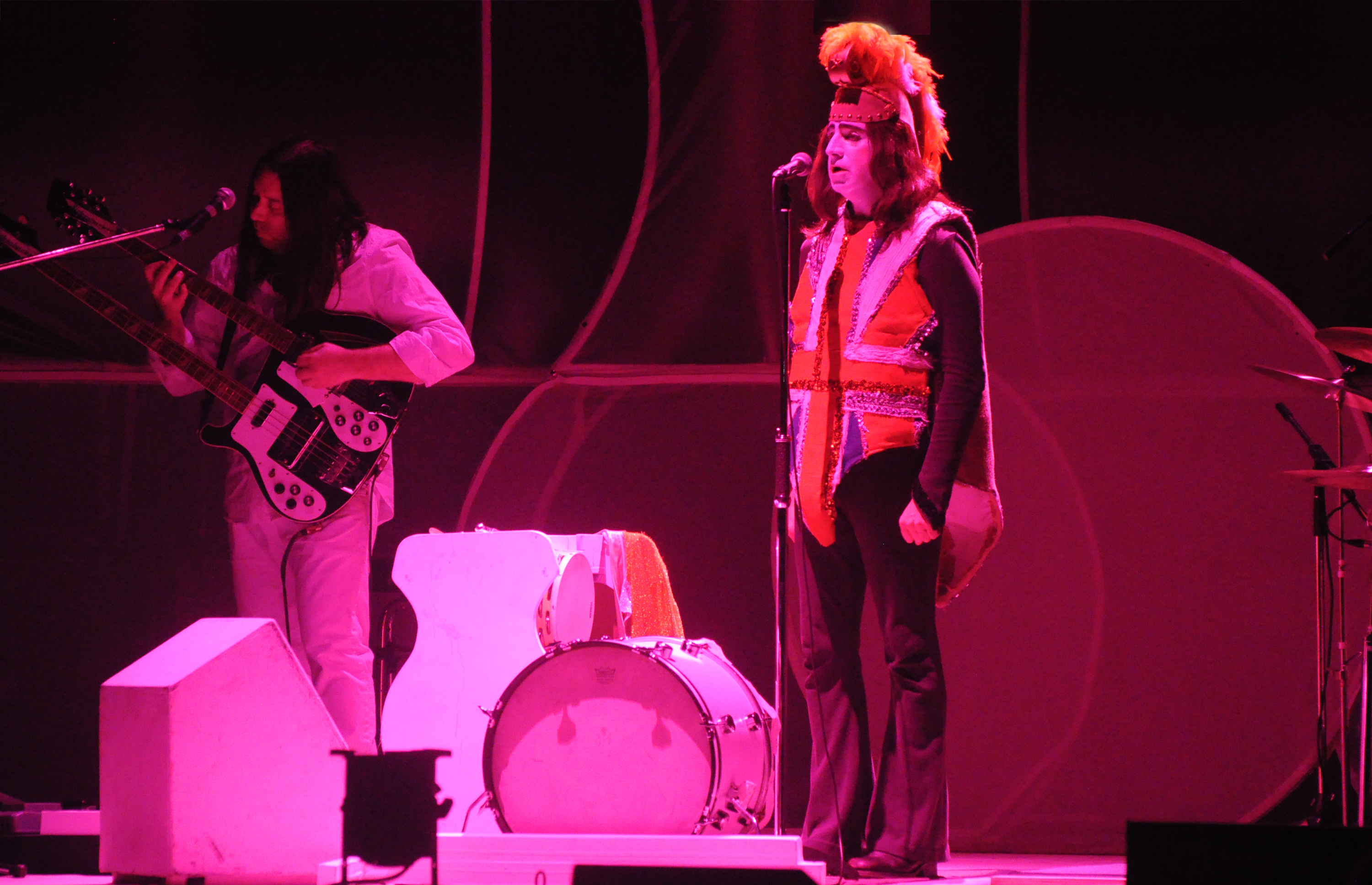Genesis legacy band, The Musical Box, performing “Dancing with the  Moonlit Knight” in 2013