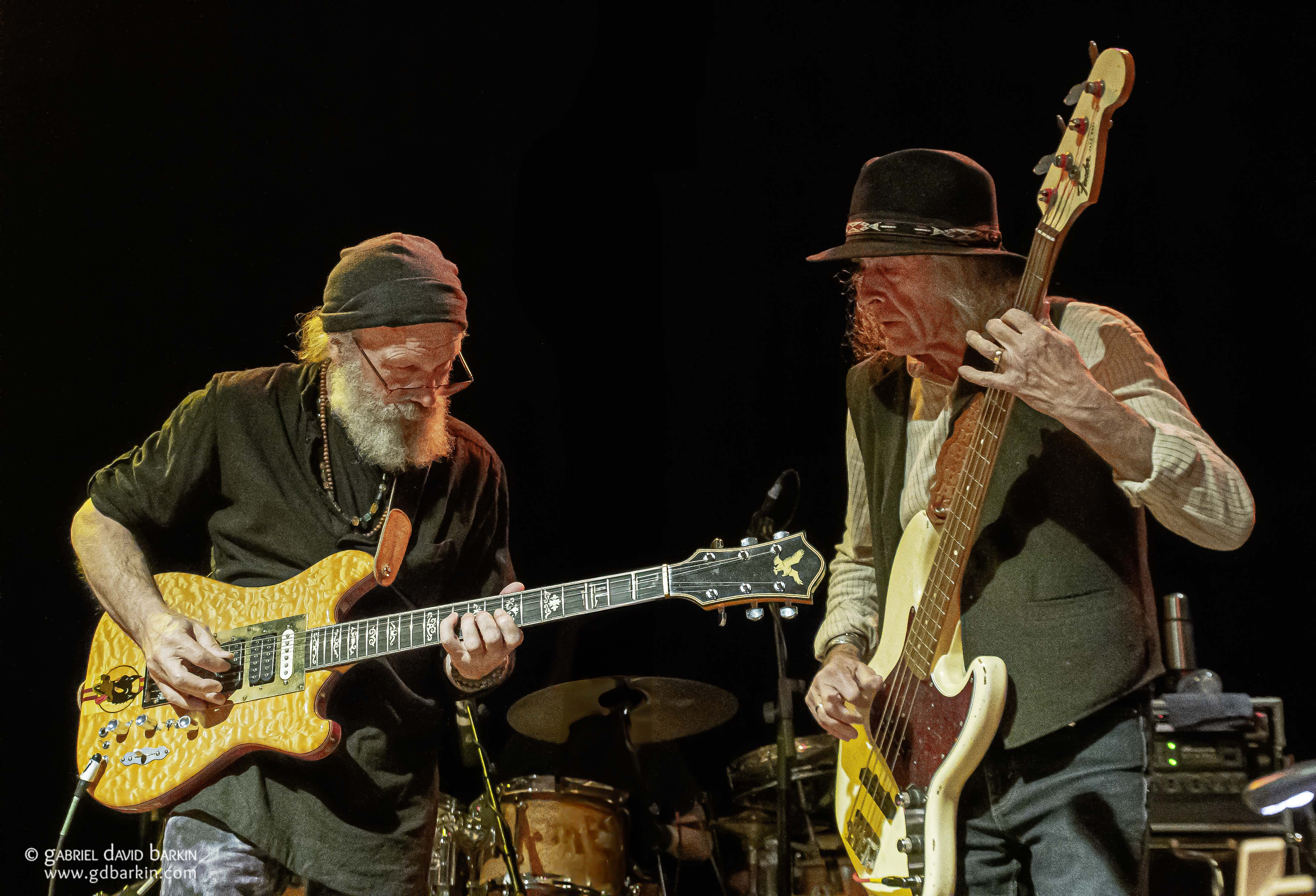 Steve Kimock & the legendary Pete Sears on bass | Photos by Gabriel David Barkin