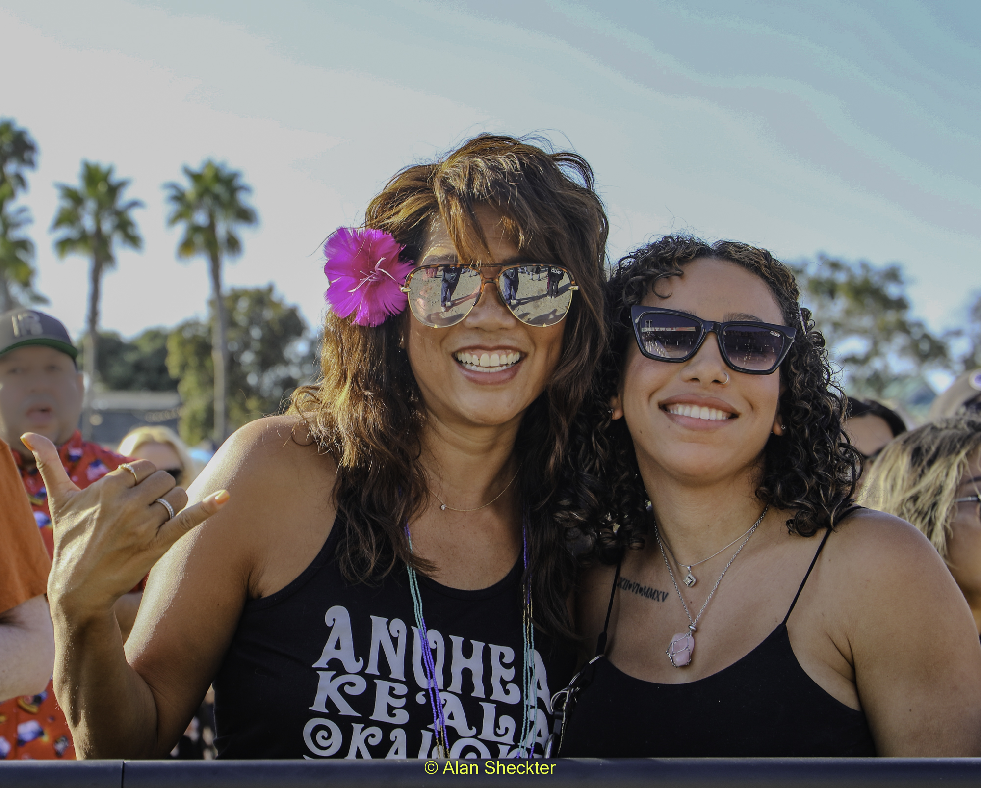 Trina Miyahara (left) and her buddy getting ready for Anuhea's performance