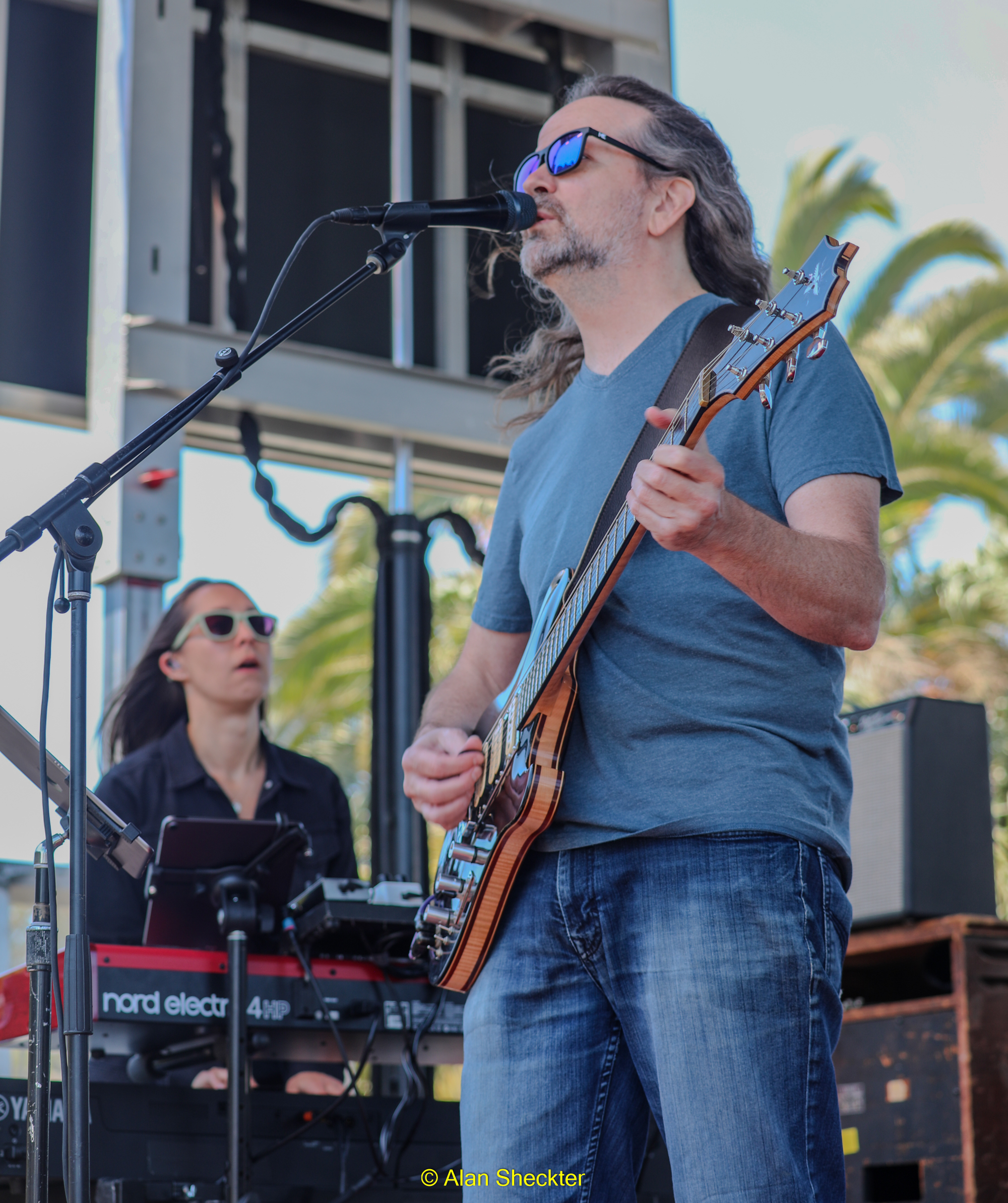 Holly and Stu Allen | McNears Beach Park