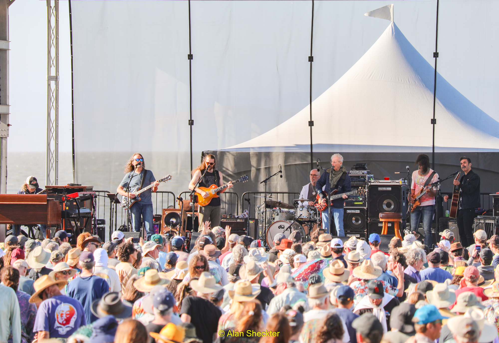 Phil Lesh & Friends |Terrapin Crossroads’ Sunday Daydream Vol. 3