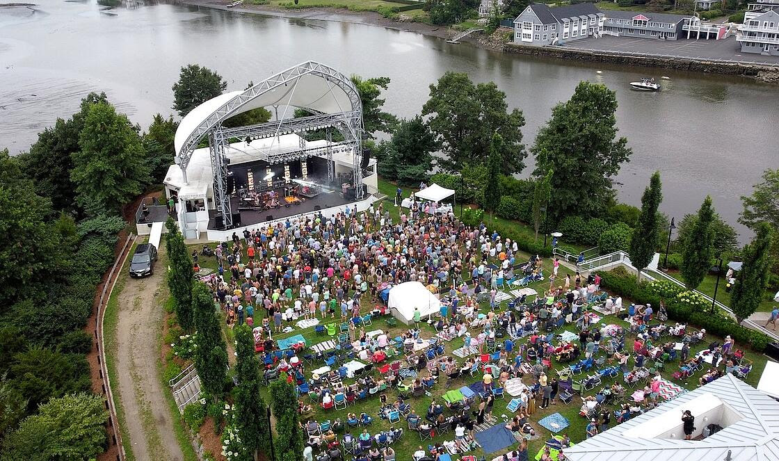 TWIDDLE DRAWS CAPACITY CROWD DURING INAUGURAL LEVITT PAVILION RUN ...